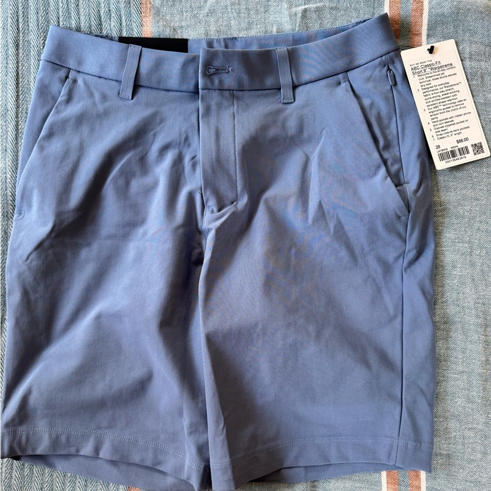 Lululemon Men's Blue Shorts